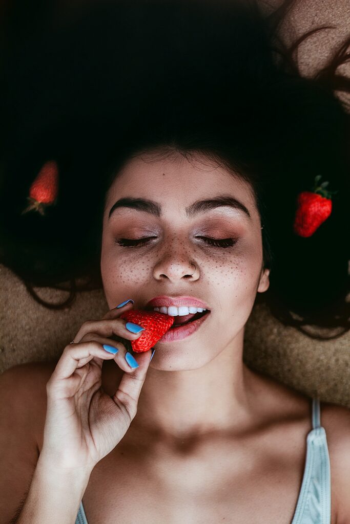 🌙 Alimentazione e Sonno: Come Mangiare per Dormire Meglio e Perdere Grasso – La Guida Completa e Scientifica